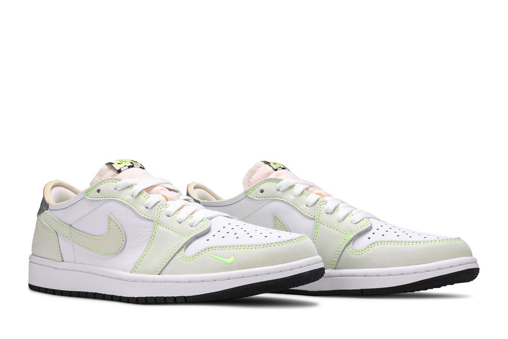 Jordan 1 Retro Low OG 'Ghost Green'