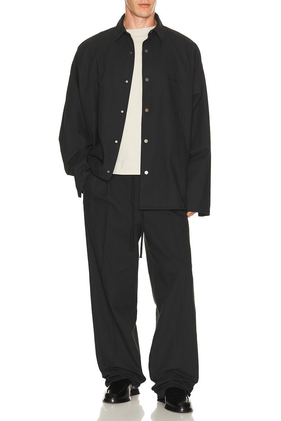Fear of God Essentials Pleat Front Pant Vintage Black
