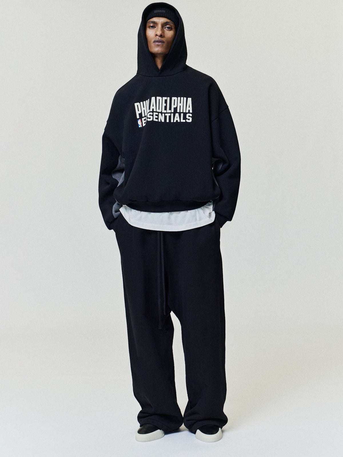 Fear of God Essentials Sixers 90s Relaxed Hoodie Black
