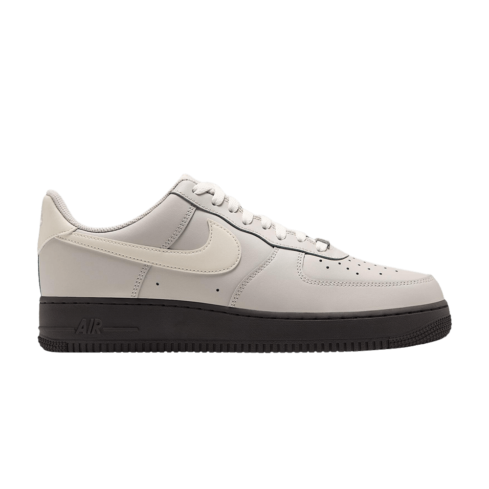 Nike Air Force 1 07 Light Bone Black