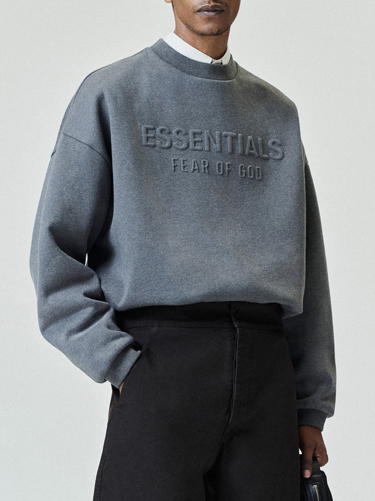Fear of God Essentials Embossed FW26 90s Relaxed Crewneck Ash Heather - Im Your Wardrobe