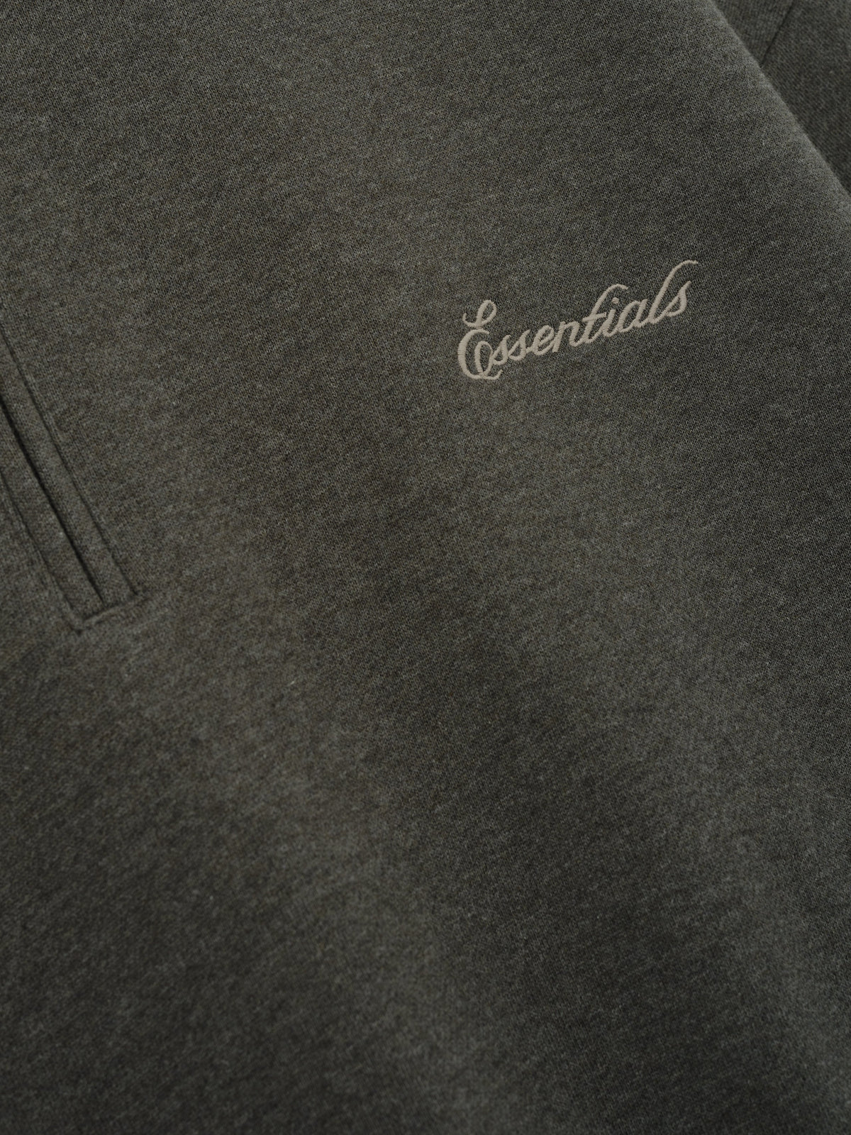 Fear of God Essentials Signature Classic Half Zip Sweatshirt Ash Heather