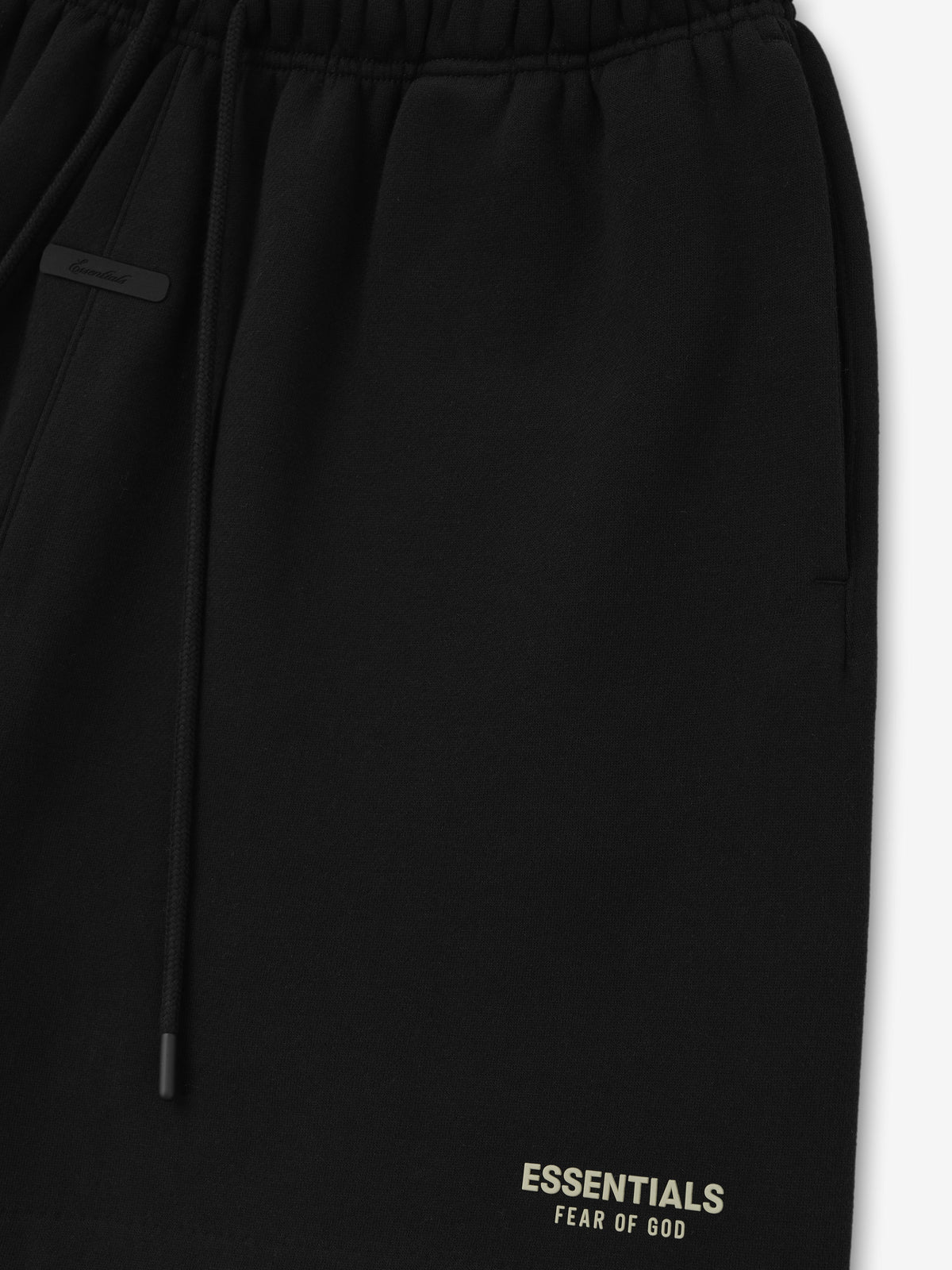 Fear of God Essentials FW26 Classic Sweatshort Black - Im Your Wardrobe