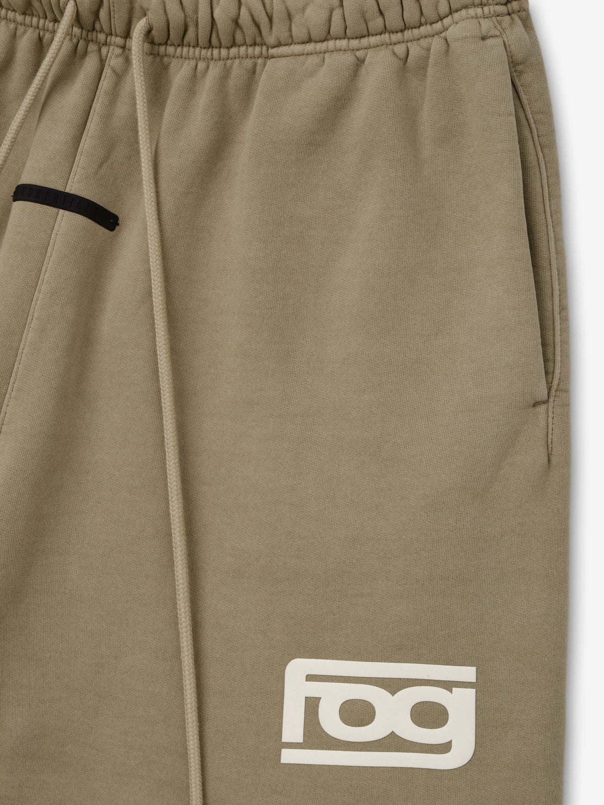 Fear of God Essentials Classic Sweatshort Washed Clay