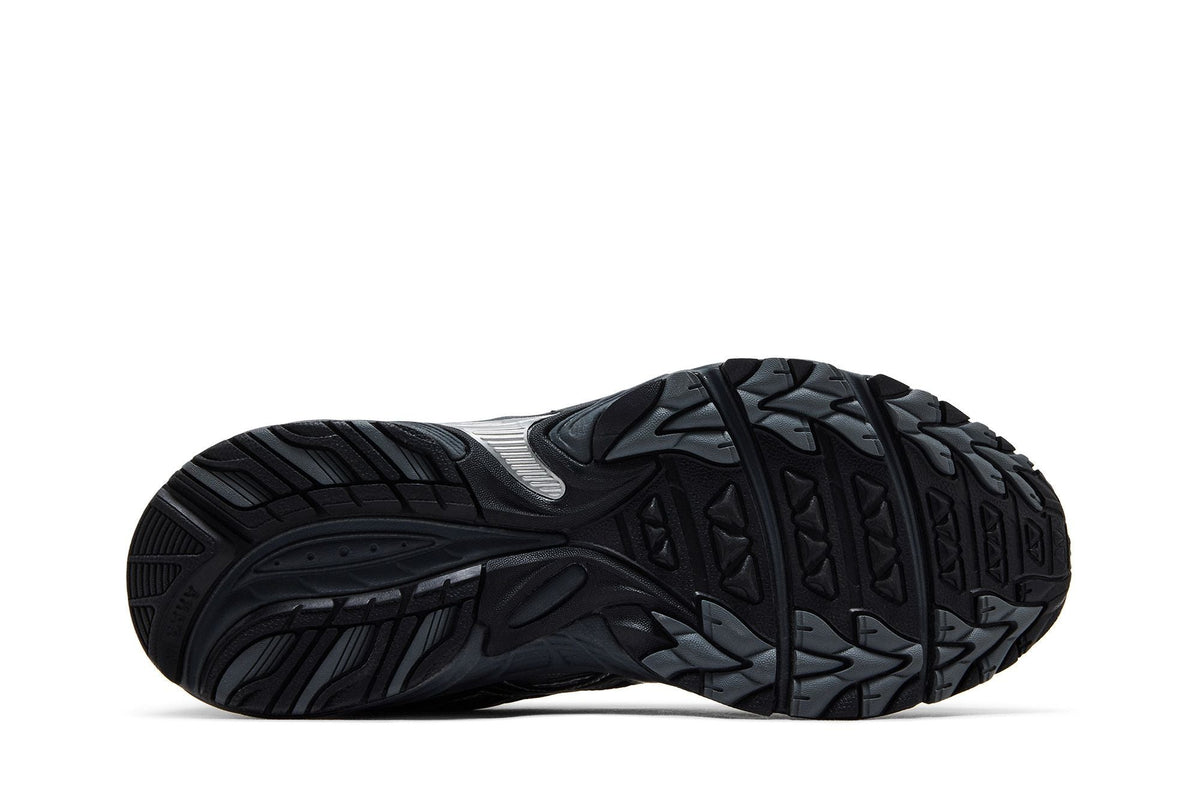 ASICS Gel Kahana TR V4 Carbon Black - Im Your Wardrobe