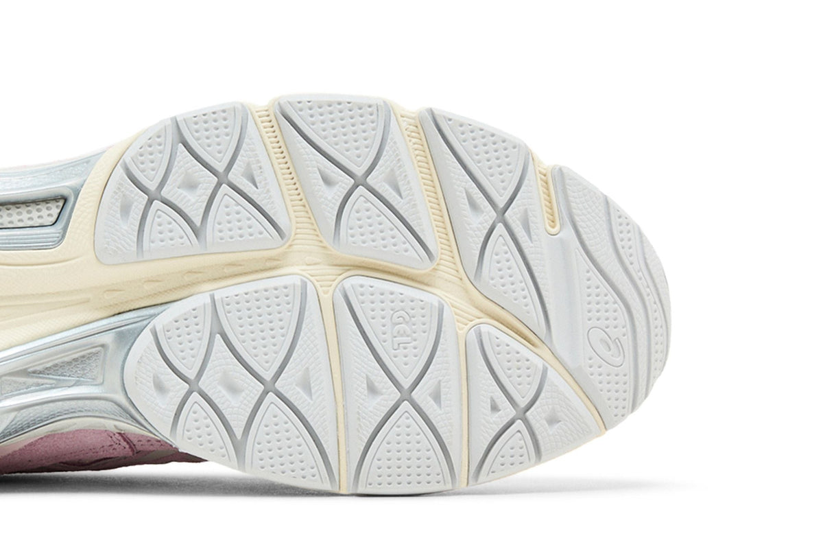 ASICS Gel NYC Cream Rose Water - Im Your Wardrobe