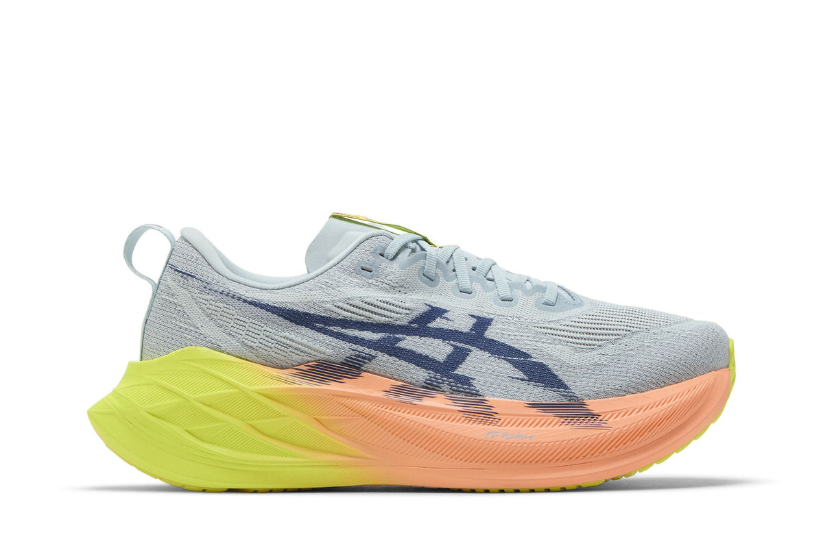 ASICS Superblast 2 Paris - Im Your Wardrobe
