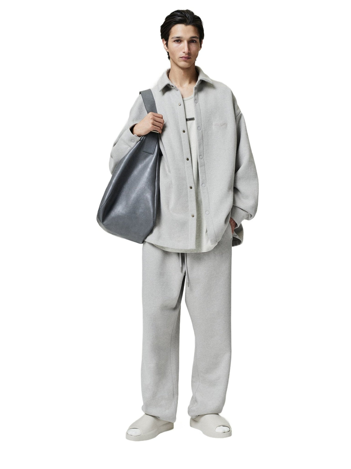Fear of God Essentials Classic Slouchy Sweatpant Pyrite Heather - Im Your Wardrobe