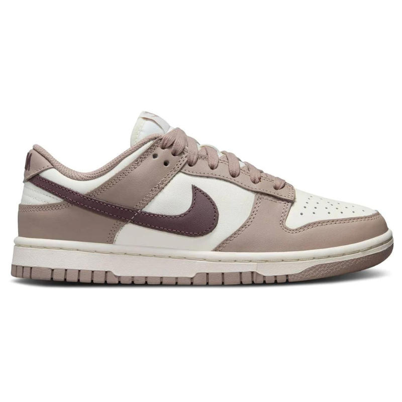 Nike Dunk Low - Diffused Taupe (W)
