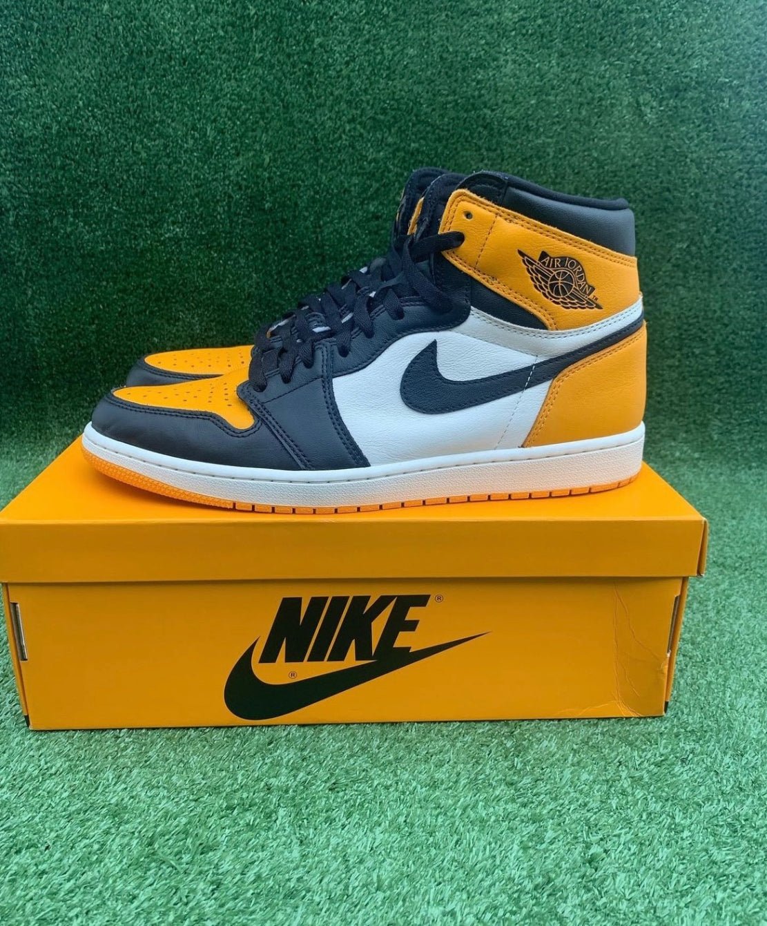 Jordan 1 High Yellow Toe - 12 US (13.5 Women’s) - Im Your Wardrobe