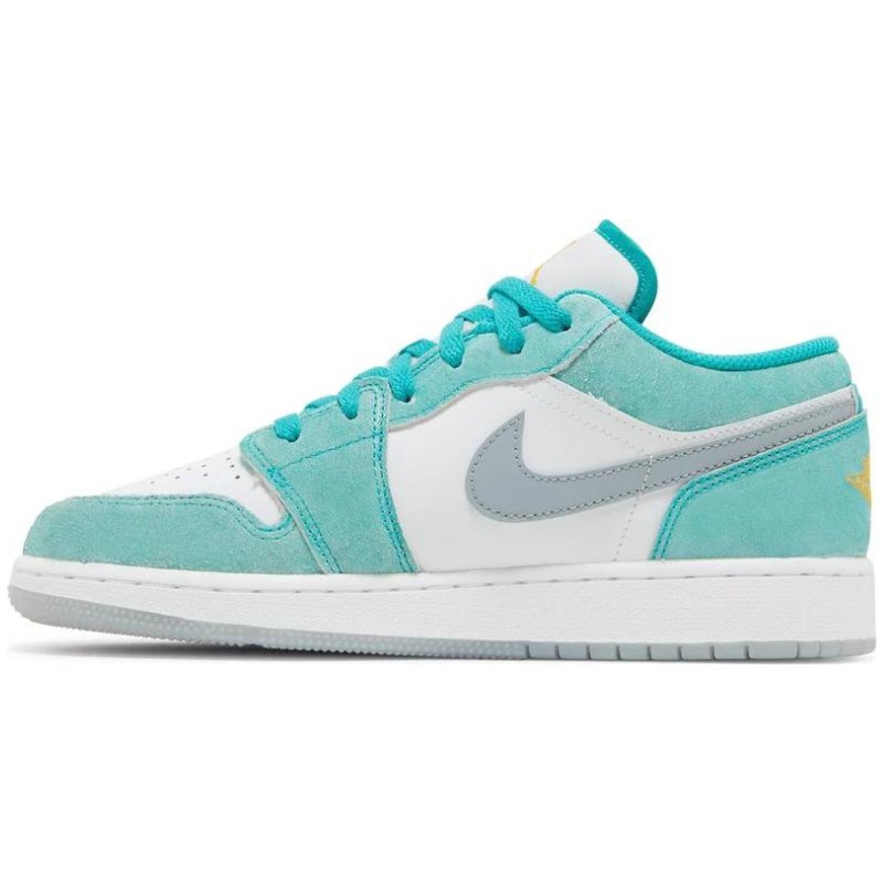 Jordan 1 Low - New Emerald (GS) - Im Your Wardrobe