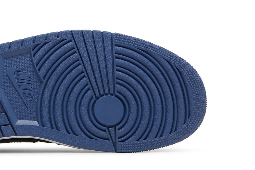 Jordan 1 Retro Low OG Mystic Navy - Im Your Wardrobe