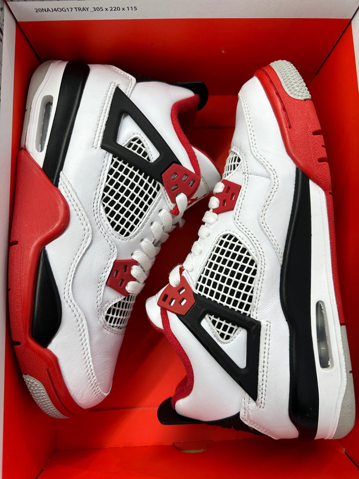 Jordan 4 Retro Fire Red (GS) (2020) - 5.5Y (7 Women’s) - Im Your Wardrobe