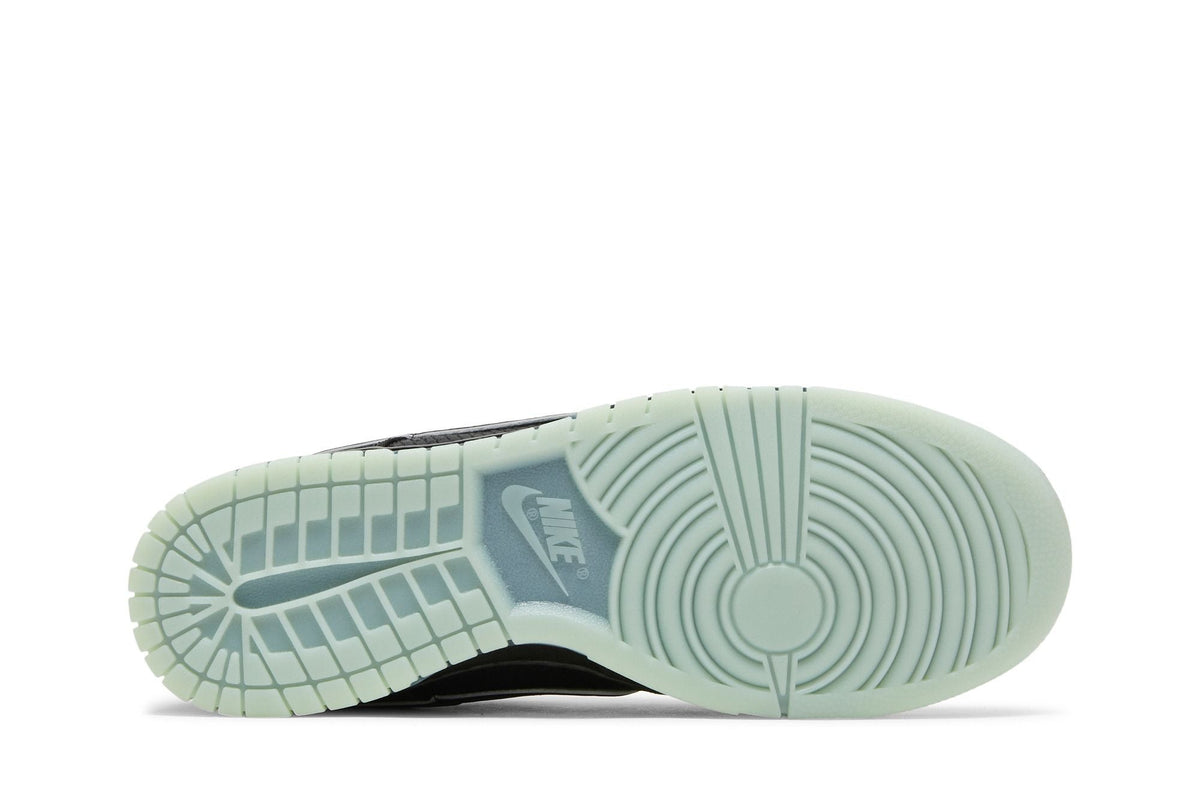 League of Legends x Nike Dunk Low - Im Your Wardrobe