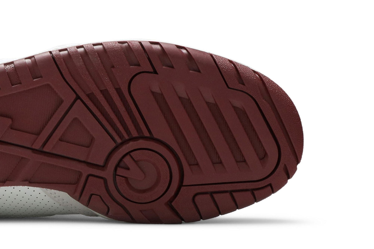 New Balance 550 Burgundy - Im Your Wardrobe