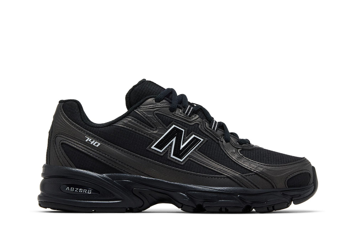 New Balance 740 Black - Im Your Wardrobe