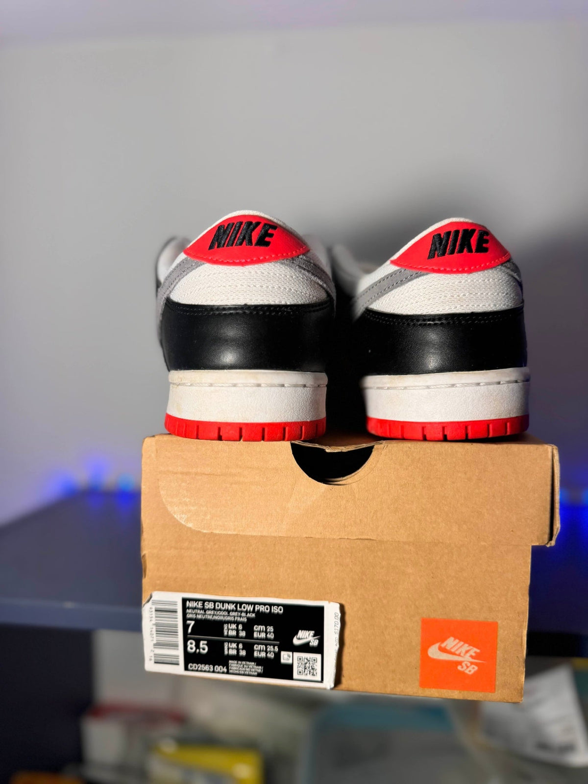 Nike SB Dunk Low &#39;Infrared Orange&#39; - 7 US (8.5 Women&#39;s) - Im Your Wardrobe