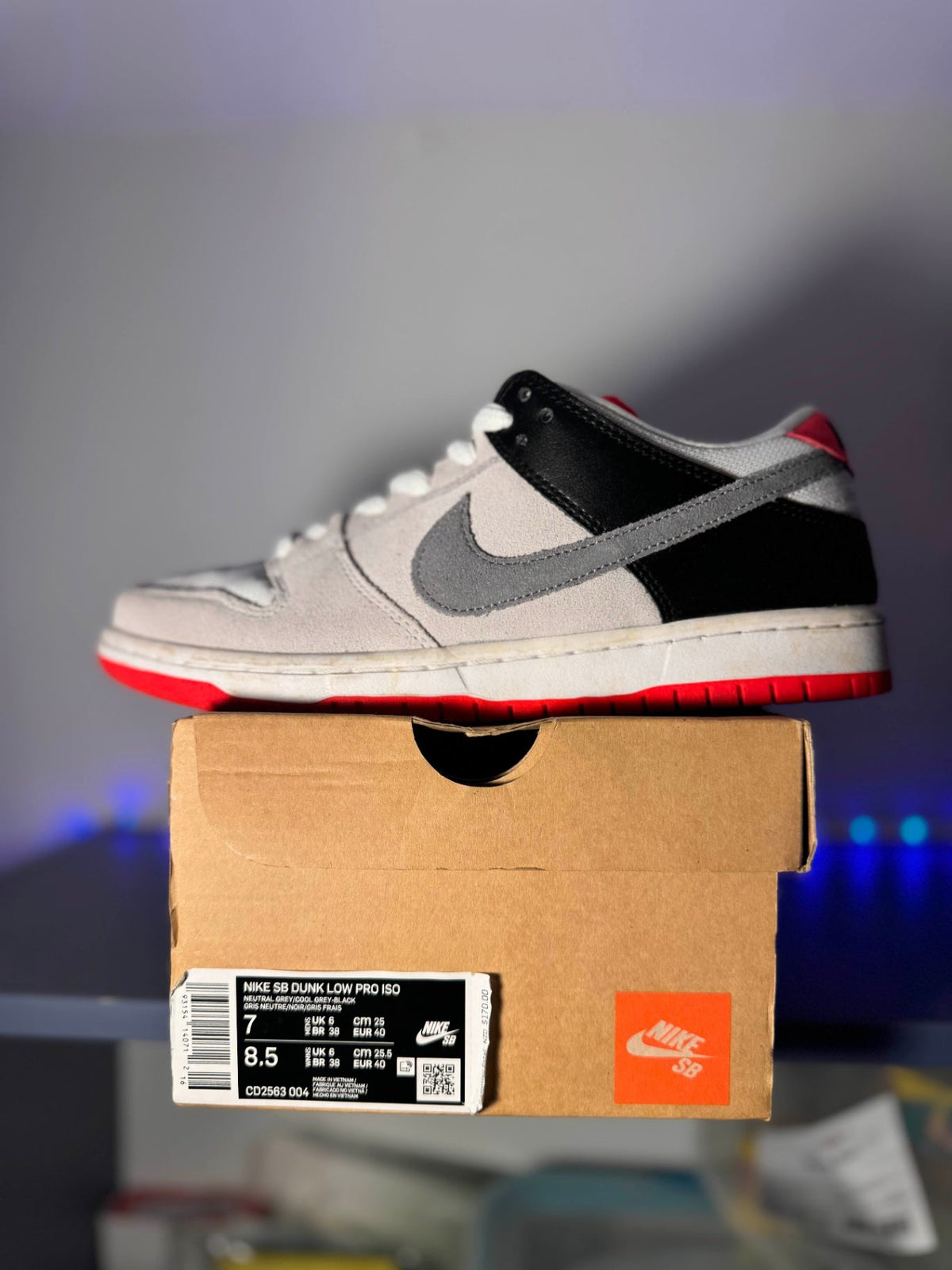 Nike SB Dunk Low &#39;Infrared Orange&#39; - 7 US (8.5 Women&#39;s) - Im Your Wardrobe