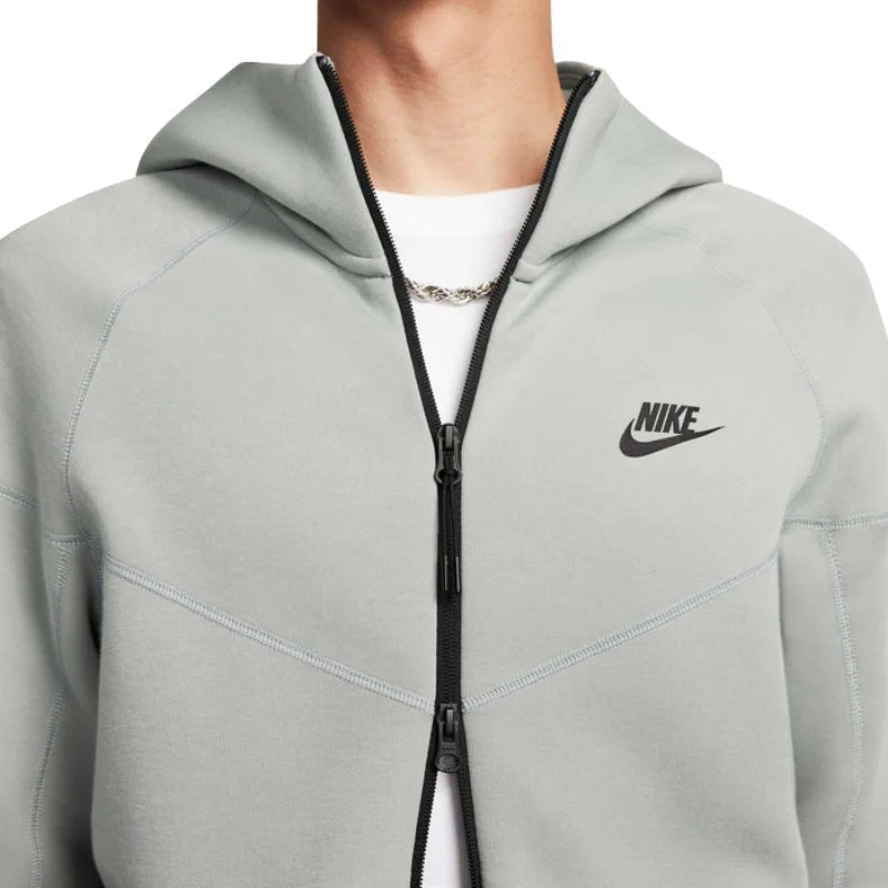 Nike Sportswear Tech Fleece Windrunner Hoodie - Mica Green/Black - Im Your Wardrobe