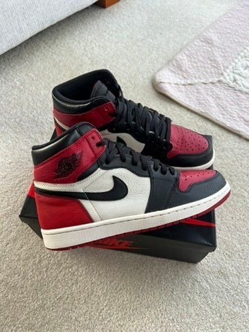 [USED A] Jordan 1 Retro High Bred Toe (2018) - 9.5 US (11 Women&#39;s) - Im Your Wardrobe