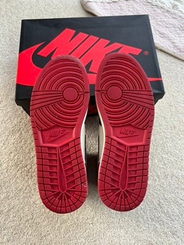 [USED A] Jordan 1 Retro High Bred Toe (2018) - 9.5 US (11 Women&#39;s) - Im Your Wardrobe