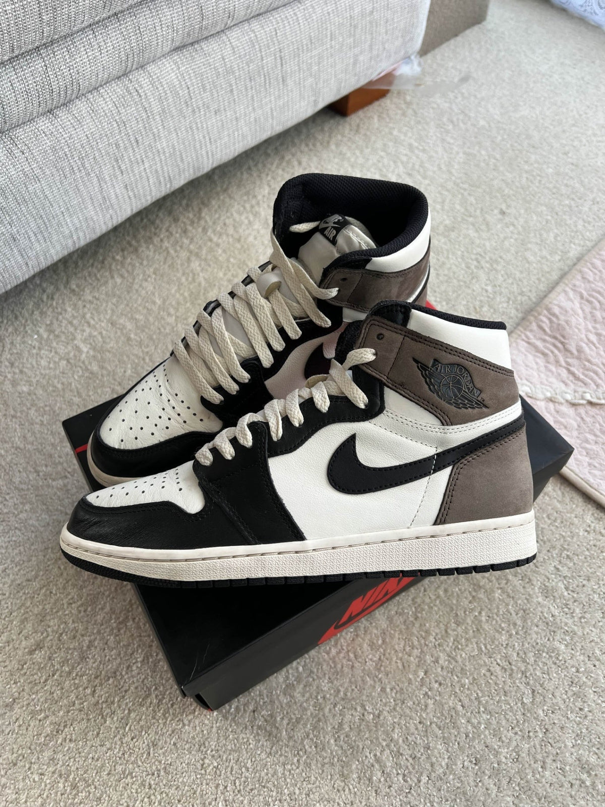 [USED B] Jordan 1 High Dark Mocha - 9.5 US (11 Women&#39;s) - Im Your Wardrobe