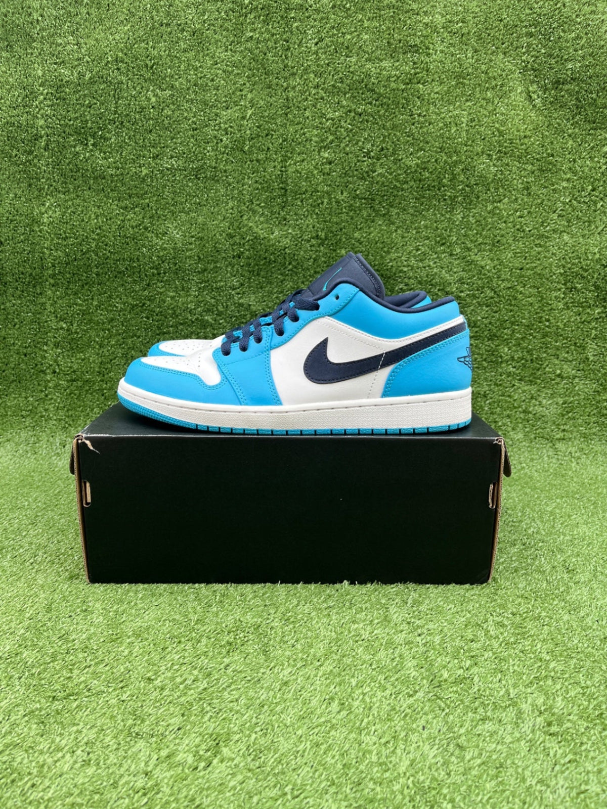 [USED B] Jordan 1 Low UNC (2021) - 9.5 US (11 Women’s) - Im Your Wardrobe