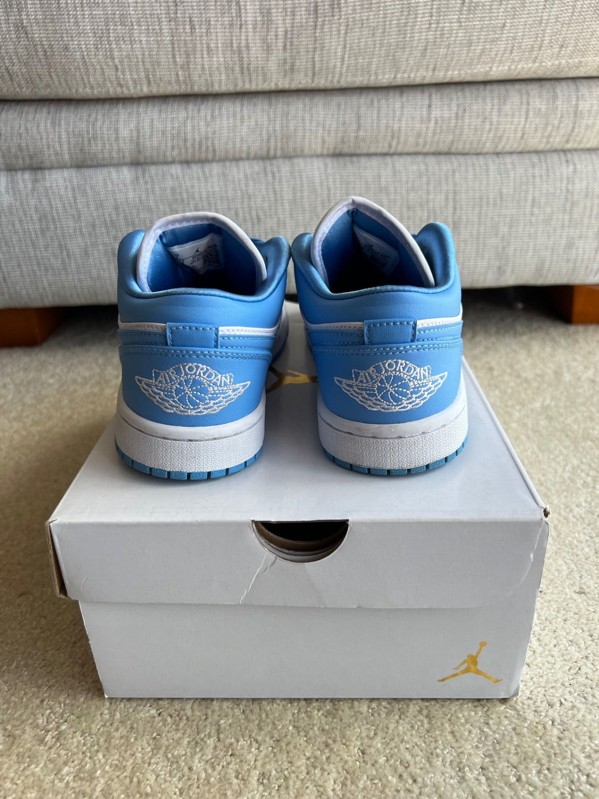 [USED B] Jordan 1 Low UNC (W) - 5.5Y (7 Women&#39;s) - Im Your Wardrobe