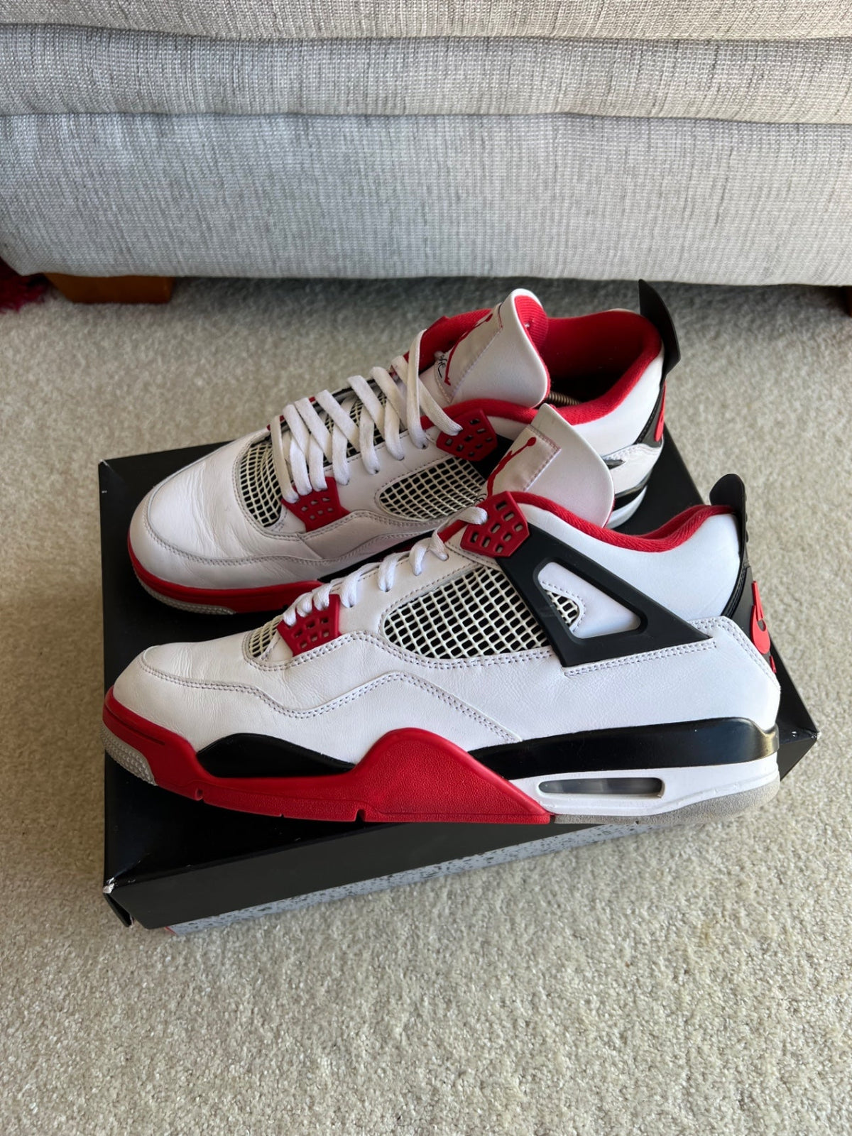 [USED B] Jordan 4 Retro Fire Red (2020) - 13 US (14.5 Women&#39;s) - Im Your Wardrobe