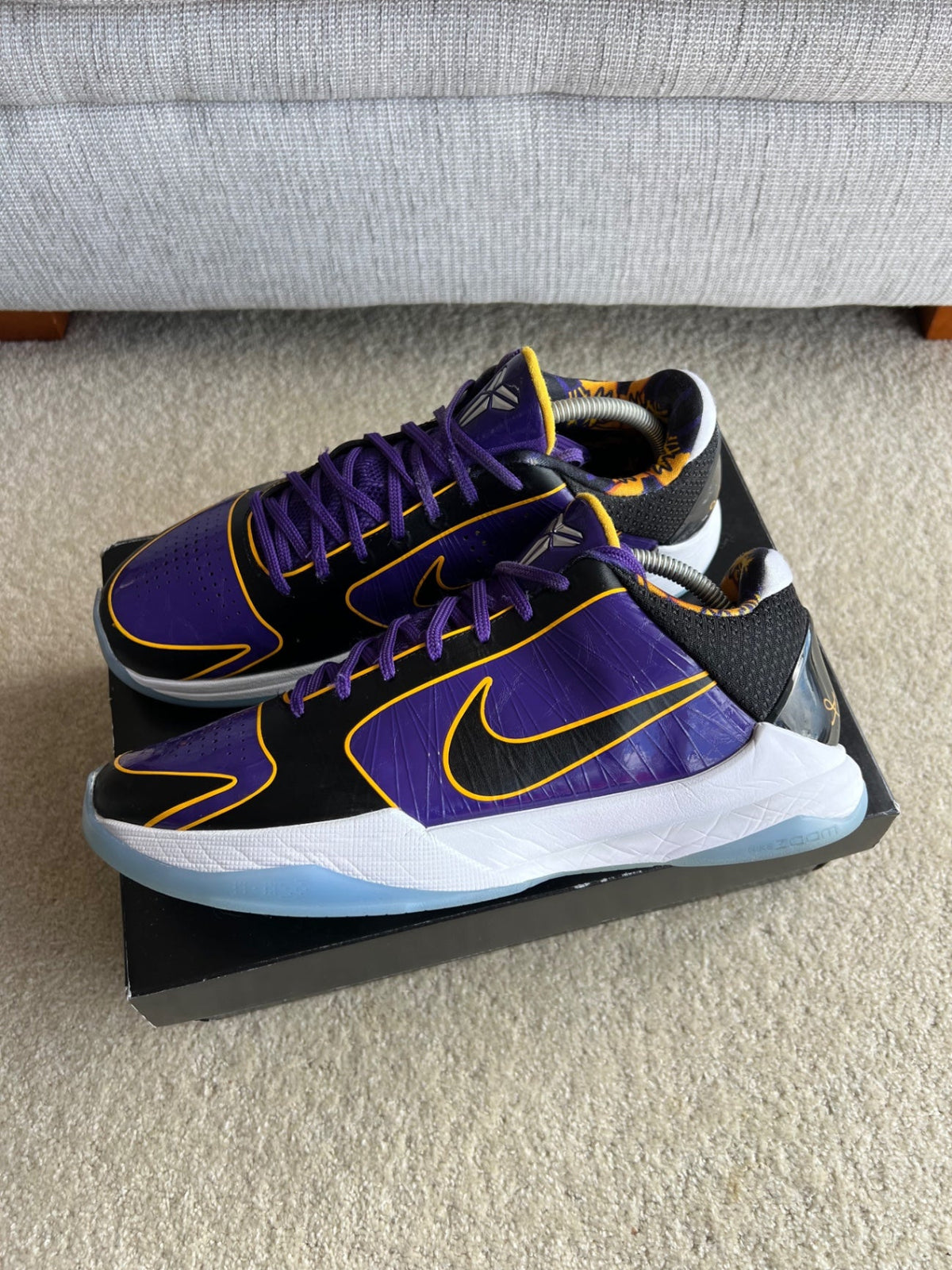 [USED B] Kobe 5 Protro Lakers &#39;5x Champ&#39; (2020) - 9 US (10.5 Women&#39;s) - Im Your Wardrobe