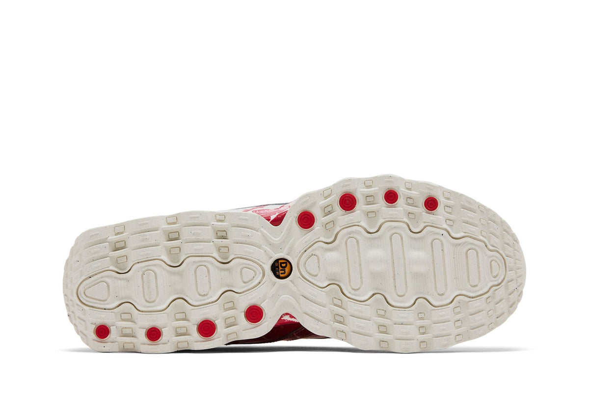 VAQUERA x Nike Air Max DN8 SP Sail Prime Red - Im Your Wardrobe