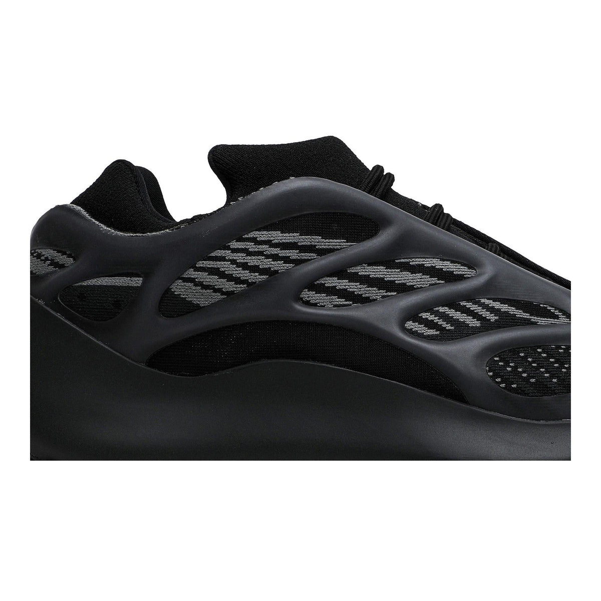 Yeezy 700 V3 Alvah - Im Your Wardrobe