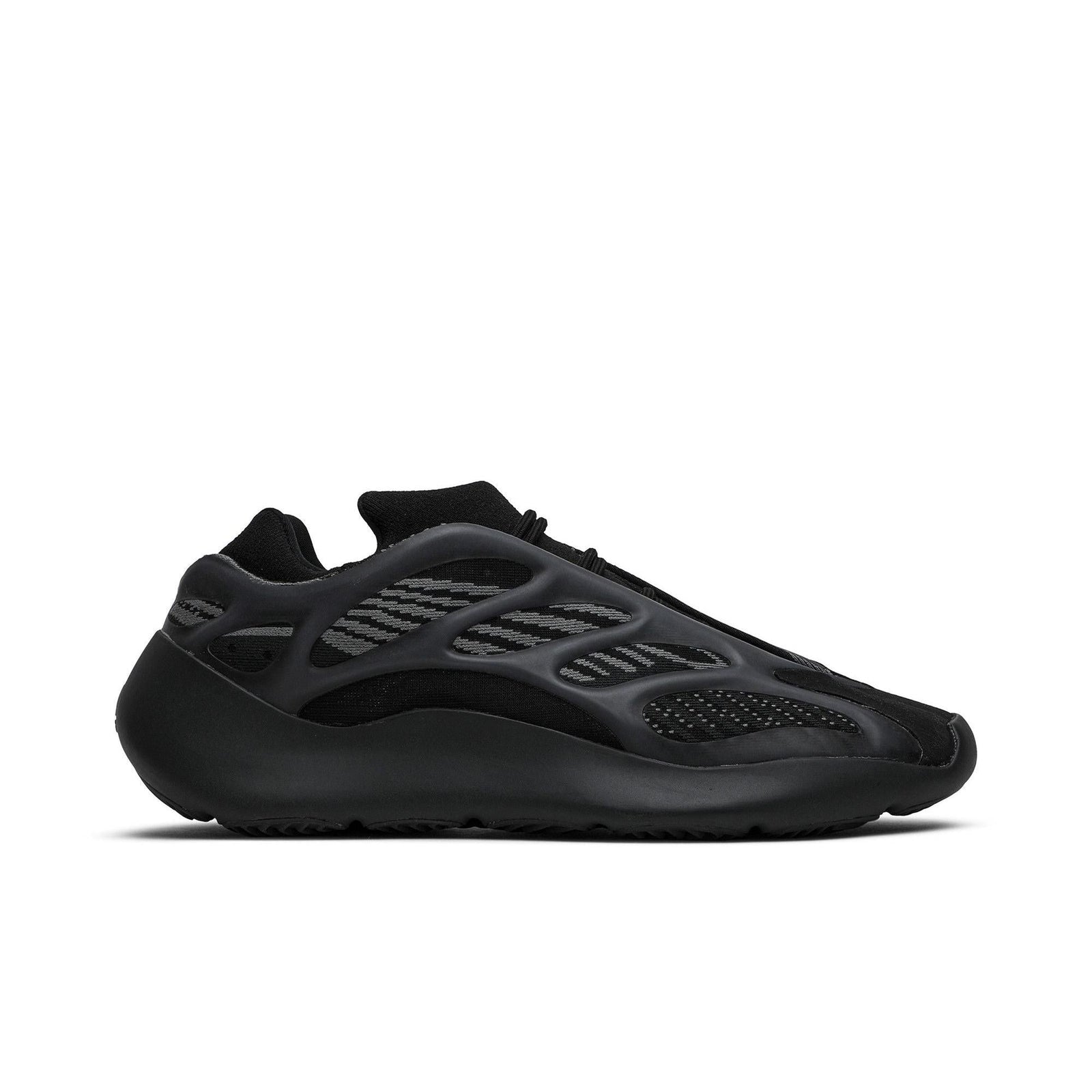 Yeezy 700 V3 Alvah - Im Your Wardrobe