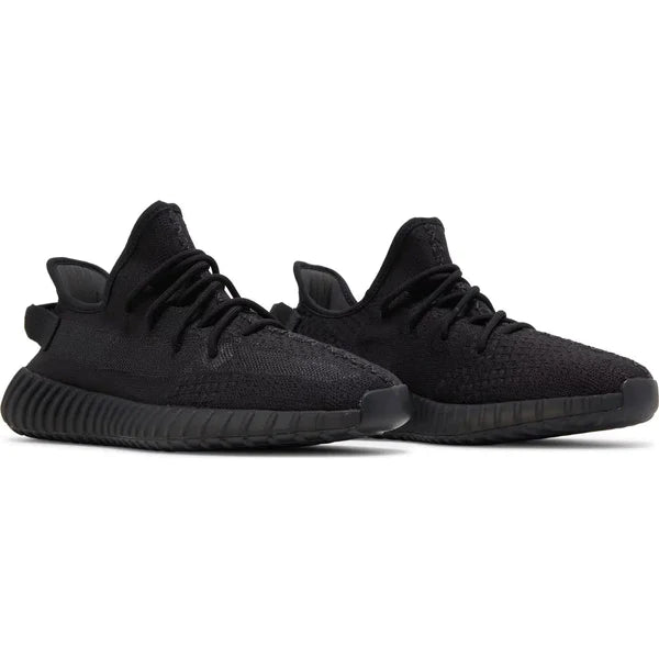 Yeezy Boost 350 V2 - Onyx (2022/2023) - Im Your Wardrobe